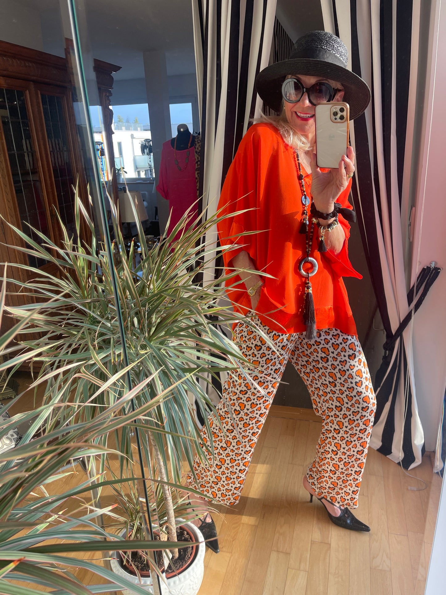 Hose OLLY orange; €79,90… soooo eine schicke wie angenehme Hose