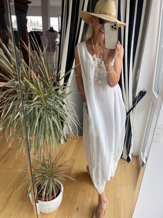 Kleid MAYA white; anstatt 109,90€ jetzt 89,90€ im Outlet, … Leinen im Sommer.. einfach toll!!