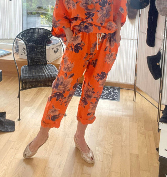 Hose SUMMER orange €89,90 im Outlet ; lässiger Leinen-Look, perfekt auch für XXL-Größen